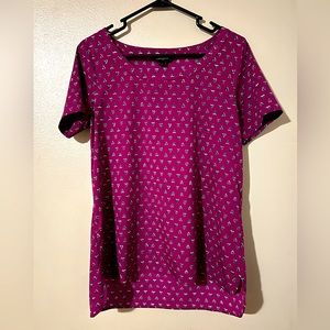 Banana republic Womens top with navy hearts
